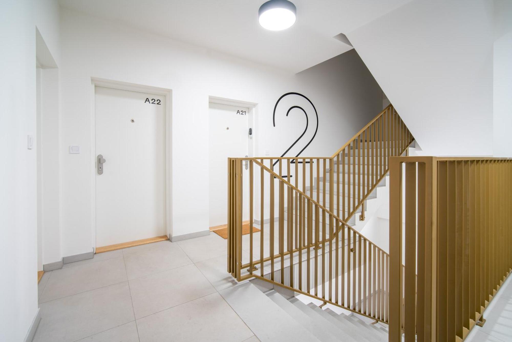 City Relax Apartments With Free Parking, 10 Mins Walk To City Centre Brünn Exterior foto