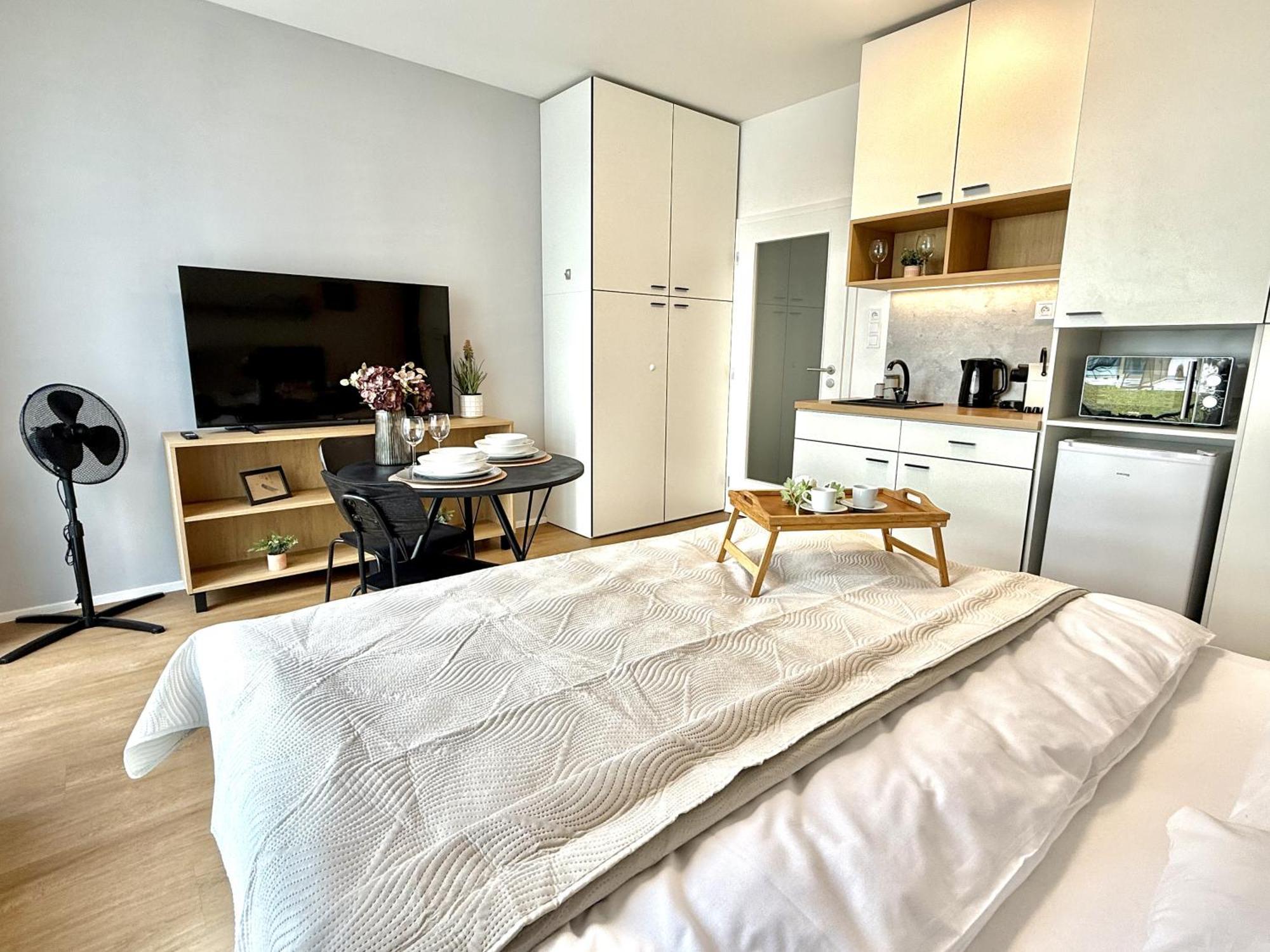 City Relax Apartments With Free Parking, 10 Mins Walk To City Centre Brünn Exterior foto